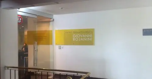 CLINICA DERMATOLOGICA GIOVANNI BOJANINI CLINICA DERMATOLOGICA GIOVANNI BOJANINI